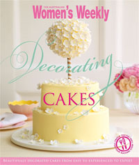 AWW Decorating Cakes - Australian Womens Weekly Used hardcover book